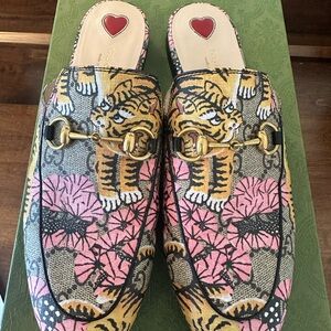 Excellent pre loved conditions Gucci Flats